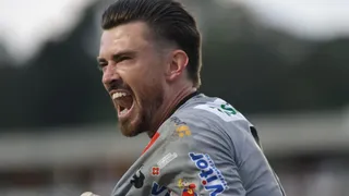 “Foi roubado”: Jogador invade entrevista e detona final do Paranaense