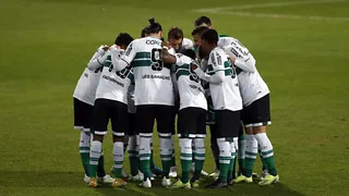 O grito de alerta dos jogadores coxas diante do atraso de salários