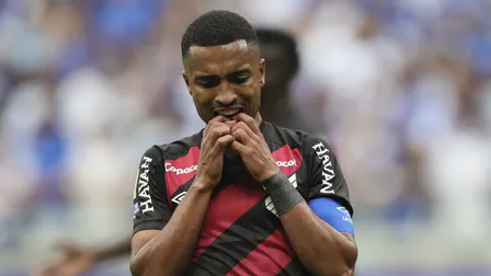 Athletico é derrotado pelo Cruzeiro e perde invencibilidade de 10 jogos no Brasileirão