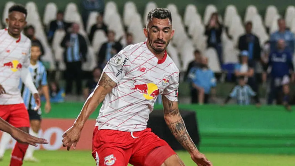 volante-raul-bragantino-reforco-athletico