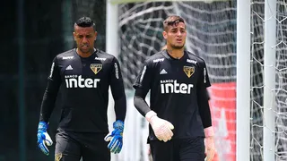 Goleiro ex-Paraná vira embaixador da empresa Goleiro de Aluguel