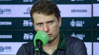 Disputa esquenta e Coritiba ganha “dor de cabeça” na lateral