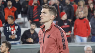 Varini fala sobre chegada de Autuori e avalia vantagem na Copa do Brasil