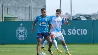 Com dois de Pottker, Coritiba bate Londrina no último jogo-treino de preparação; veja os gols