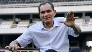 Ex-goleiro Manga, que jogou no Coritiba, morre aos 87 anos