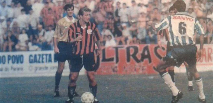 Piekarski e Carille durante atletiba dos anos 90.