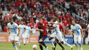 Athletico e Londrina fazem o sétimo duelo no mata-mata do Paranaense em 10 anos