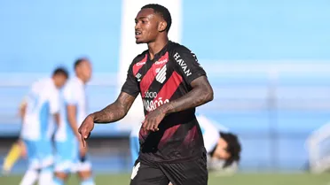 Athletico alcança marca histórica em reviravolta na Copa Paraná