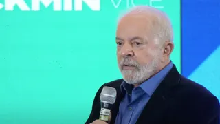 Lula cita jogador do Athletico em discurso: “Parecia eu quando jogava bola”