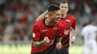 Pedro Henrique desabafa após gol: “Agradeço aos que me aplaudiram”