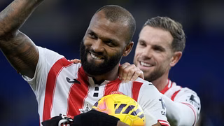 “Pensei em desistir”: Atacante desprezado pelo Athletico brilha com hat-trick na Premier League