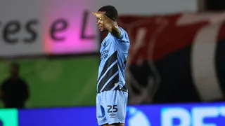 Athletico domina, vence o Flamengo em Cariacica e volta ao G6