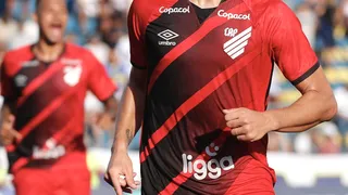 Athletico negocia patrocínio histórico, mas impasse coloca acordo milionário em risco
