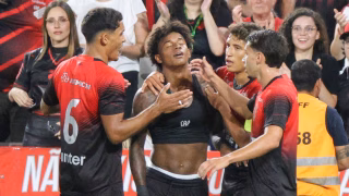 Quem é Bruninho, fenômeno que marcou na estreia pelo Athletico