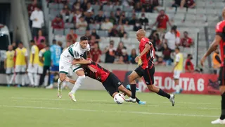 Thiago Heleno e Matheus Fernandes desfalcam o Athletico contra o Coritiba
