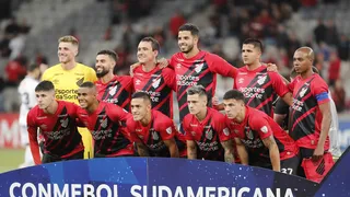Em busca de reforços, Cuca usa 32 jogadores no Athletico; veja quem mais jogou