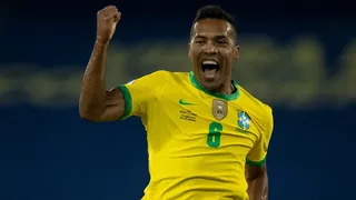 Alex Sandro fala de disputa com Renan Lodi e cita origens no Athletico