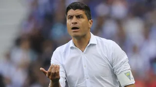Vasco define novo técnico após negociação fracassada com técnico do Coritiba