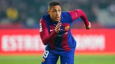 Vitor Roque pode ser vendido para time de Neymar, aponta jornal espanhol