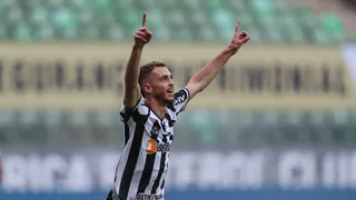 Coritiba admite interesse em três nomes; Atlético-MG nega ter recebido proposta