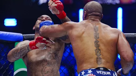 Poatan aciona advogados após derrota no UFC e ameaça: “A conta vai chegar”