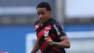 Sem técnico espanhol, Athletico perde, amarga jejum e é o lanterna da Copa Paraná