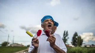“Coco, manga, chocolate”: Personagem dos estádios de Curitiba morre aos 85 anos