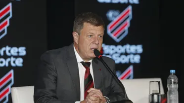 Nikão não joga no Morumbi. O dinheiro é do Athletico ou de Márcio Lara?