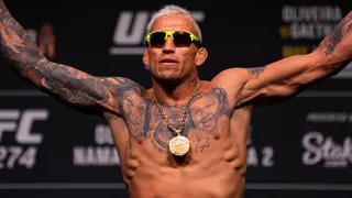 Bônus do UFC Rio vai para “festa gigantesca na favela”, comemora Charles do Bronx