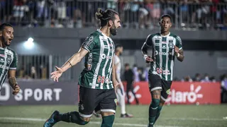 Léo Gamalho decide e chega a 25 gols na história da Copa do Brasil
