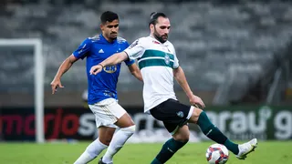 Em jogo fraco, Coritiba fica no empate com o Cruzeiro