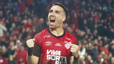 Athletico coroou reação avassaladora com atuação segura