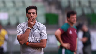 Abel Ferreira faz suspense sobre permanência no Palmeiras após título