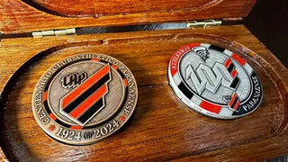 Athletico lança medalha de ouro mais cara que da Olimpíada de Paris