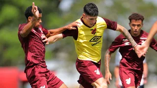 Classificado, Athletico se reapresenta de olho em sequência de jogos em Curitiba