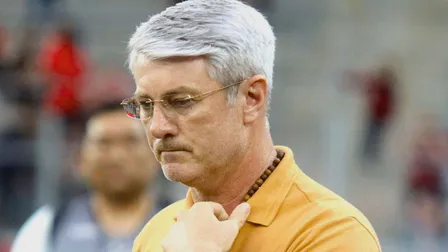 Goiás x Athletico: Odair Hellmann perde peça importante para decisão na Série B