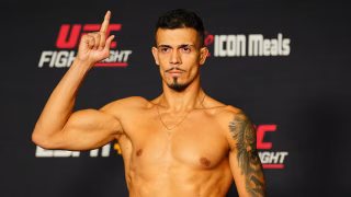 UFC 314: Lutador brasileiro sofre tentativa de assalto a caminho de Miami