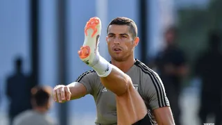Salário de Cristiano Ronaldo na Juve bancaria metade dos times do Brasileirão