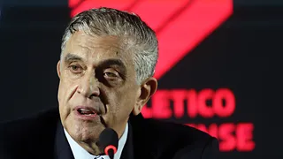 Presidente do Athletico, Mario Celso Petraglia testa positivo para Covid-19