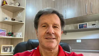 Sérgio Molletta assume comando do Paraná com a renúncia de Leonardo Oliveira