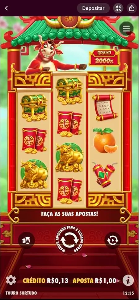 Diferentes símbolos de Touro Sortudo na grade 3-4-3, com o Touro acima das bobinas e o grand jackpot em 2000x