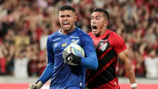 Mycael pega até pênalti. E o Athletico deve comemorar esse 1×1 com o Fluminense