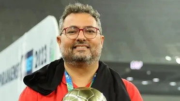 Alexandre Mattos se despede do Athletico, destaca Vitor Roque e agradece Petraglia