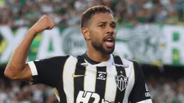 Ex-Athletico, Renan Lodi provoca torcida do Coritiba: “Pequenos”