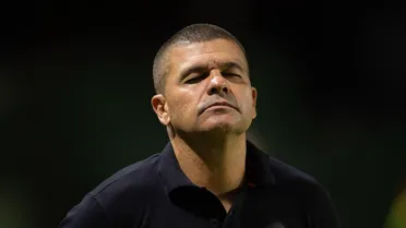 “Salários atrasados”: Ex-Coritiba abandona clube tradicional em situação delicada