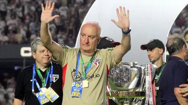 Dorival Júnior se despede do São Paulo para assumir a seleção
