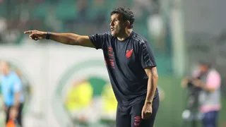 Wesley projeta seis pontos até a Data Fifa para colocar Athletico de novo na briga
