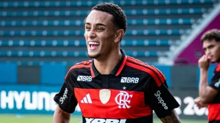 Athletico pode faturar bolada milionária em venda de promessa do Flamengo