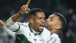 Ataque do Coritiba brilha e alcança feito inédito na Série B