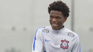 Zagueiro revelado no Corinthians é mais uma contratação do Paraná